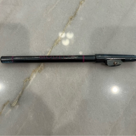 Model Co. - NWT Eyeliner with Built In Sharpener in Black - Picture 1 of 2